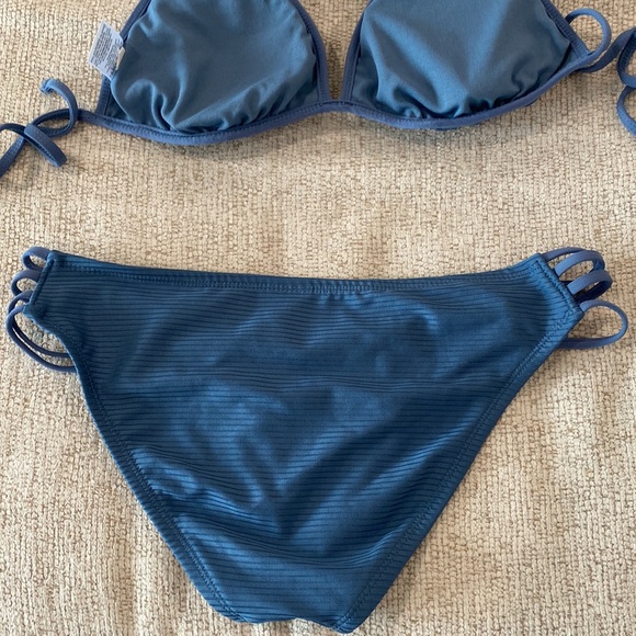Mossimo Triangle Bikini Set - Picture 5 of 7